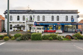 Railway Hotel, Winton